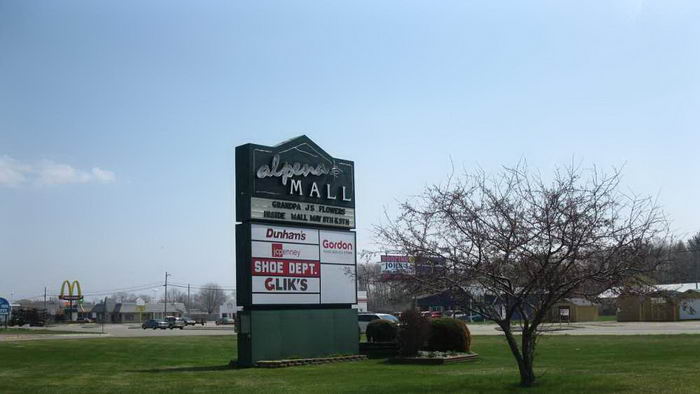 Alpena Mall - Sign (newer photo)